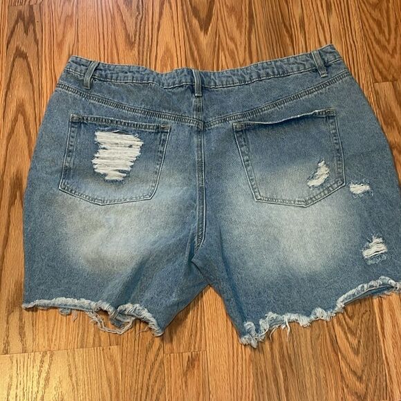 Madden NYC Jean Shorts, distressed, cotton denim, 21 - Picture 5 of 7